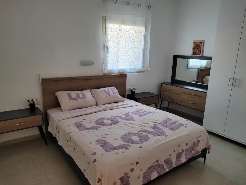 צימר ברחובות - Israeli Home Exterior photo